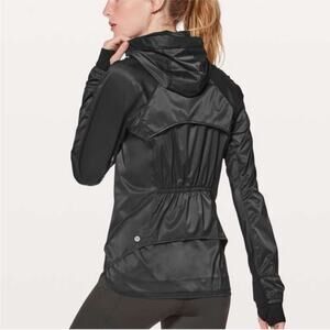 Lululemon Goal Crusher Jacket Black Lightweight Size 4 Small Full Zip Zipper